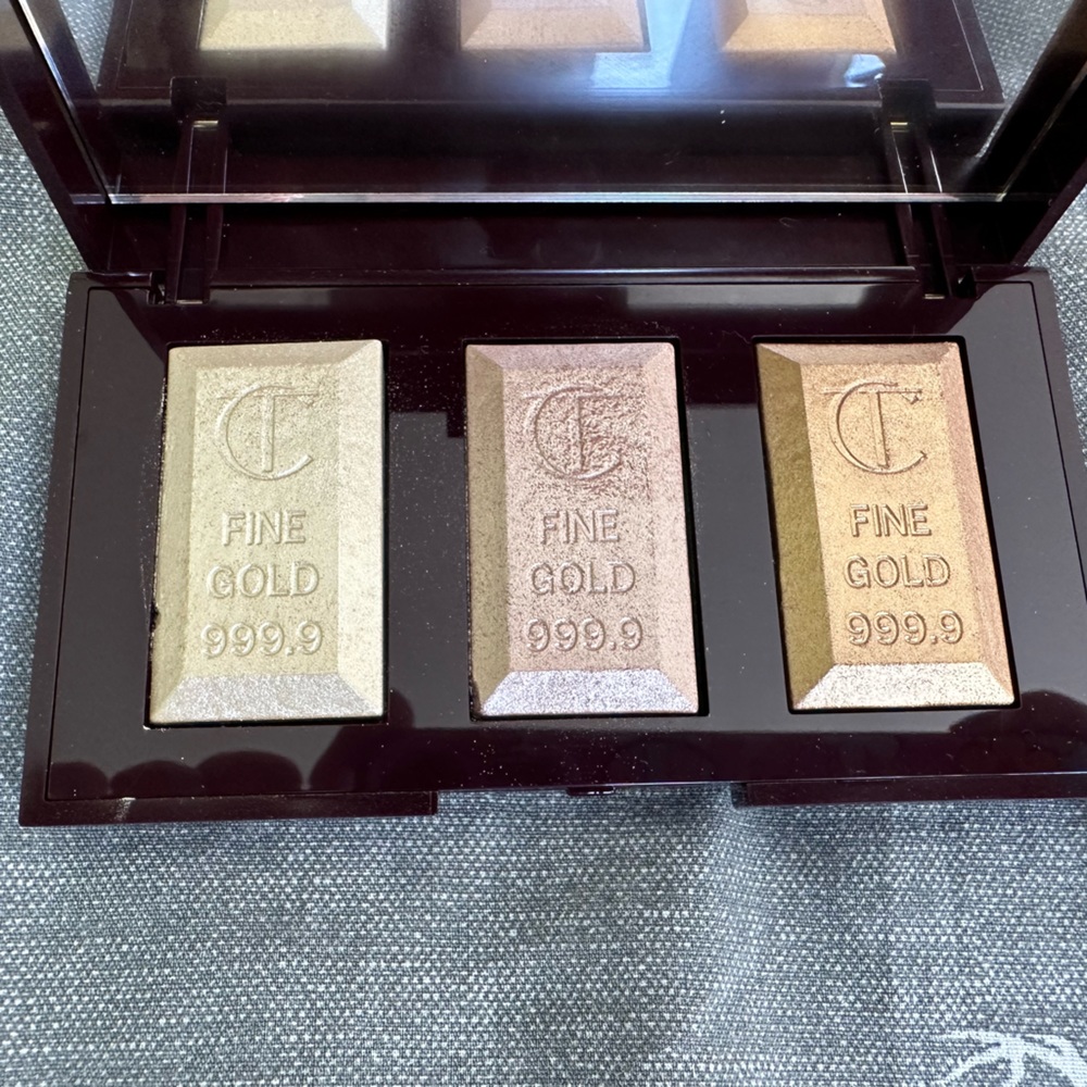 Charlotte Tilbury Bar of Gold Highlighter Palette